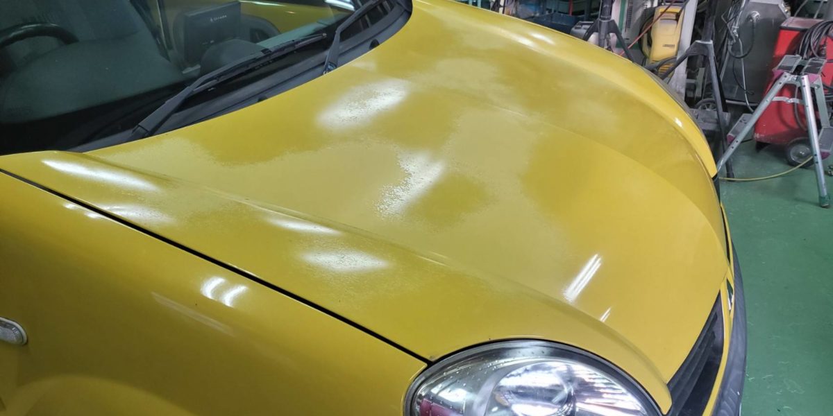 ルノー カングー 塗料の劣化 剥がれ修理 外車の傷 ヘコミ修理なら佐藤自動車