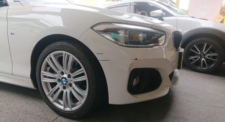 BMW・1シリーズ／切れたバンパーを交換費用の半額以下でしっかり修理！
