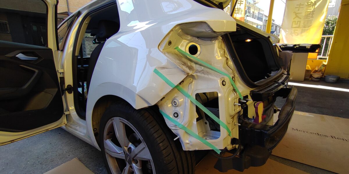 アウディA1の左リアフェンダーを事故車にせず修理！保険を使って価値を 